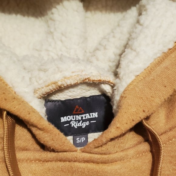 Mountain Ridge Hoodie - Picture 2 of 7